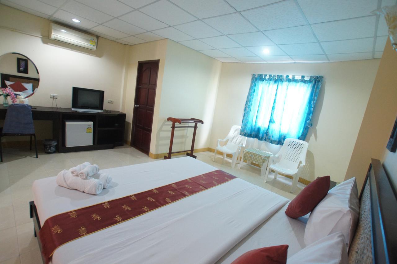 R.T. Hotel Кхаулак Экстерьер фото