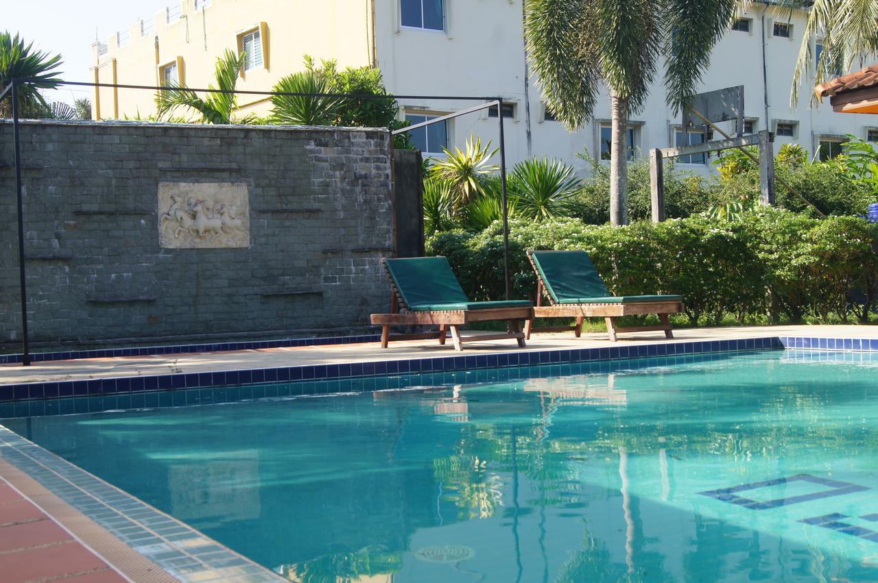 R.T. Hotel Кхаулак Экстерьер фото